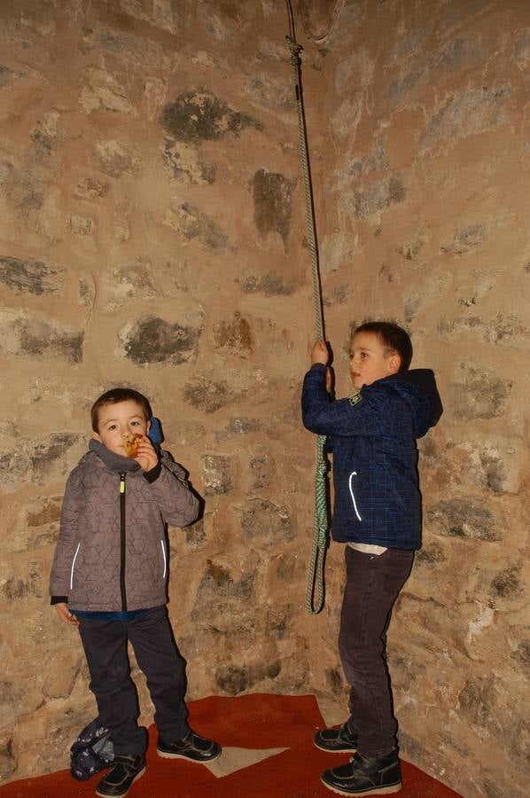 Cornago celebra San Blas con actos religiosos y subasta de roscos