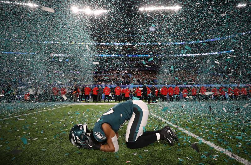 El equipo de Filadelfia se impone a los Patriots en el US Bank Stadium de Minneapolis (33-41) y conquista su primer trofeo Vince Lombardi, con el quarterback Nick Foles como MVP. 