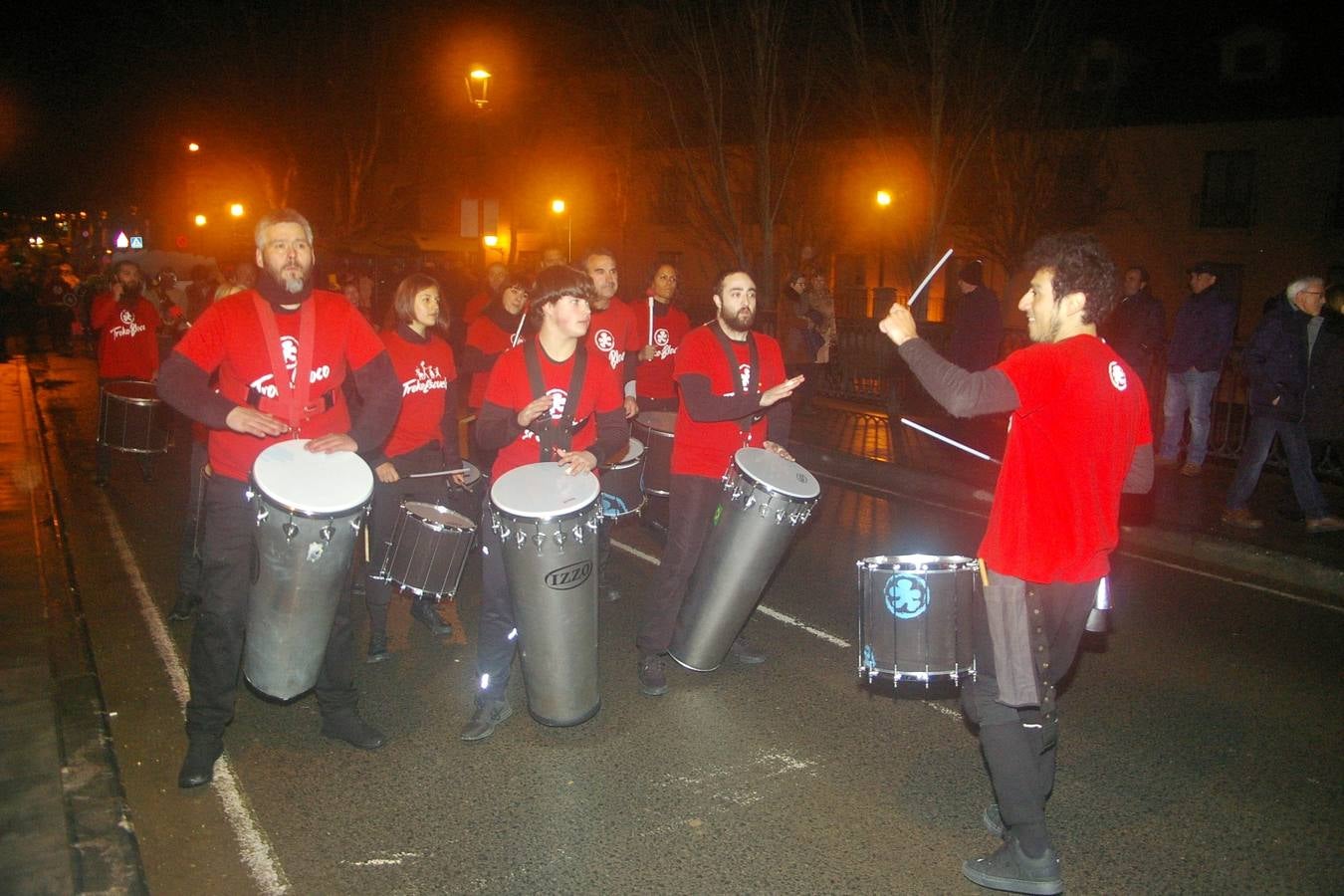 Divertidos disfraces en los carnavales de Cenicero.