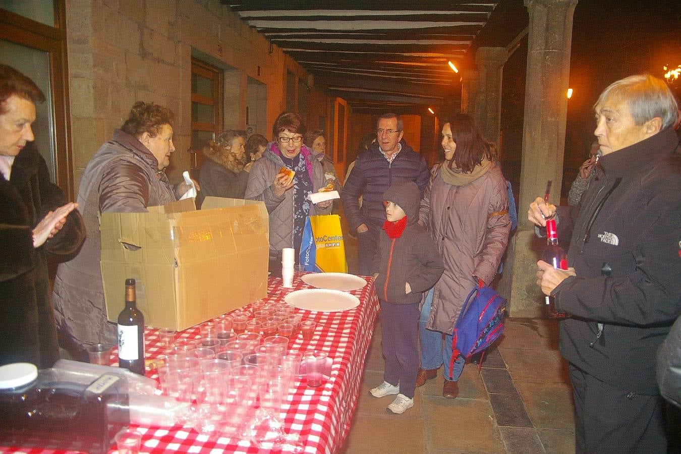 Divertidos disfraces en los carnavales de Cenicero.