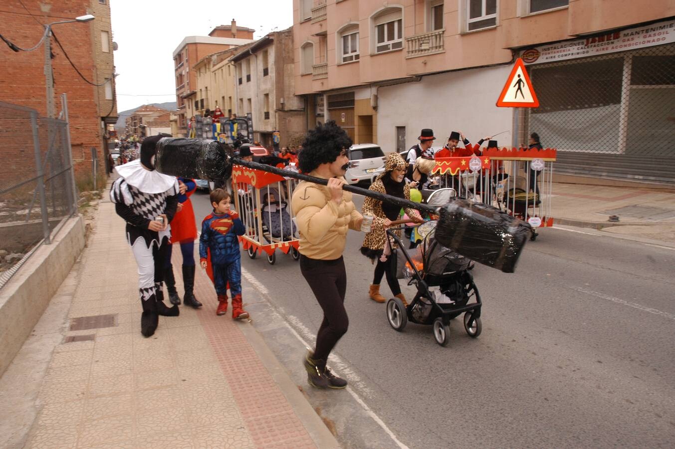 XI concurso de carrozas y comparsas en Quel