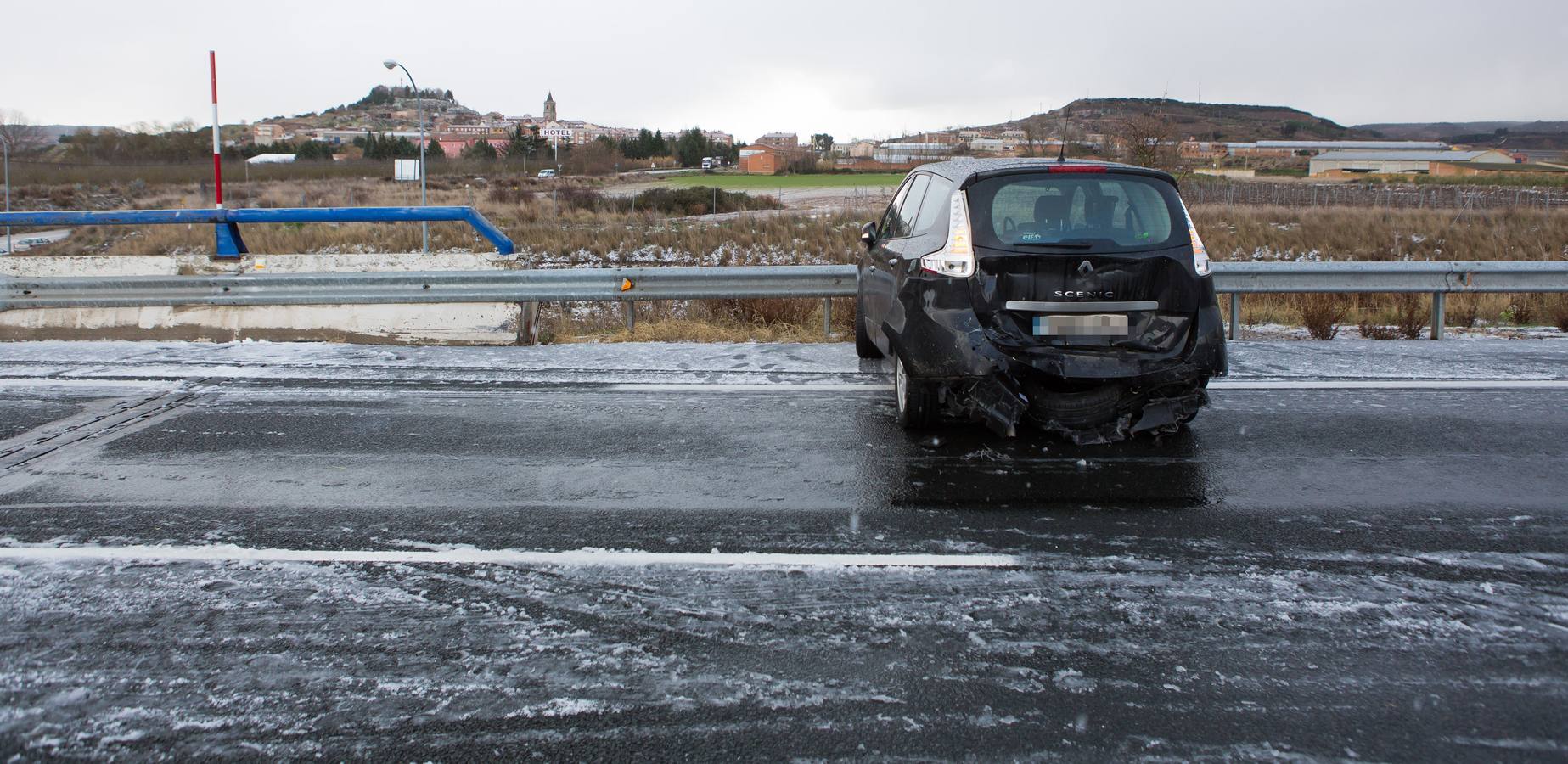 Una treintena de coches, afectados en un siniestro que dejó una veintena de heridos leves