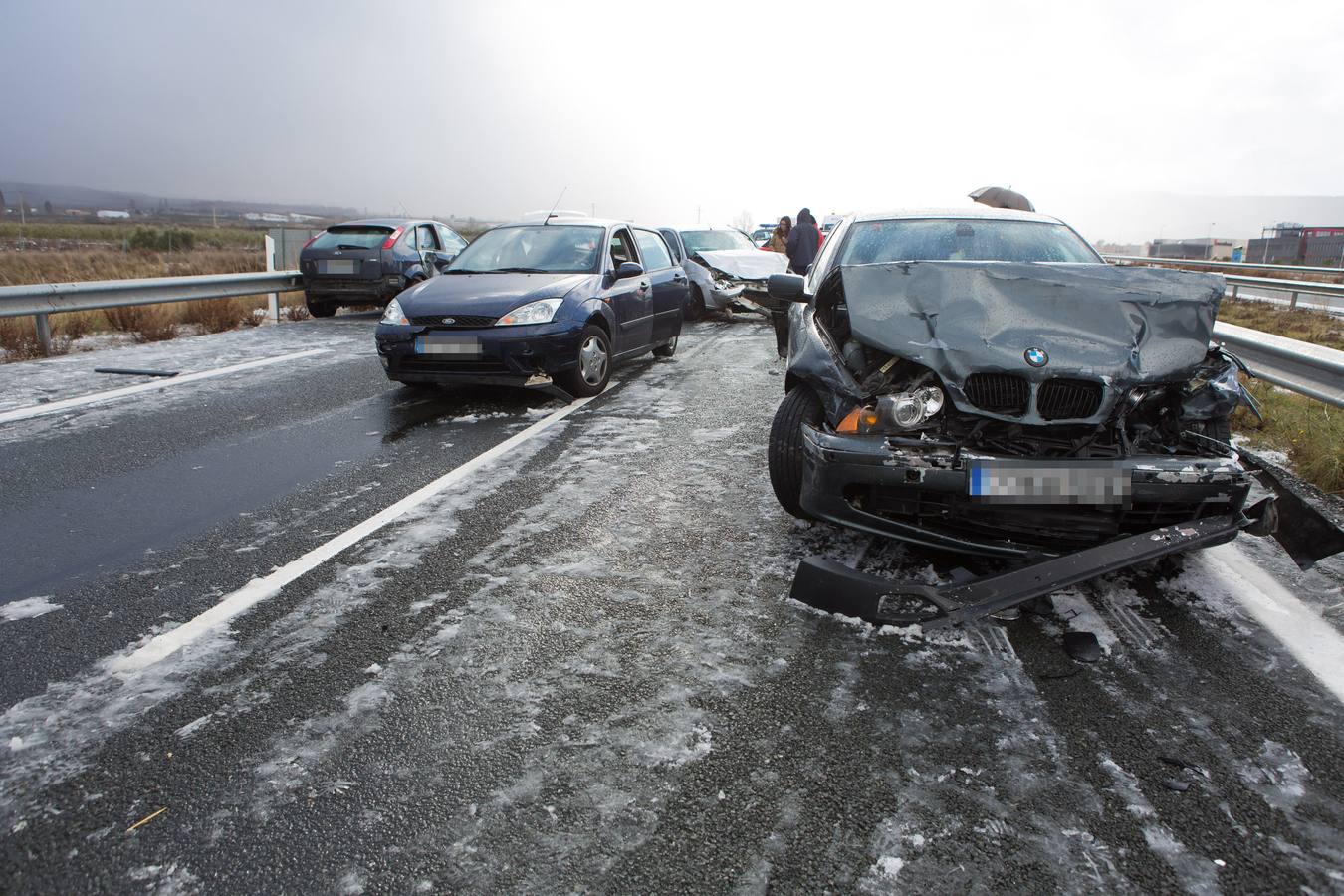 Una treintena de coches, afectados en un siniestro que dejó una veintena de heridos leves