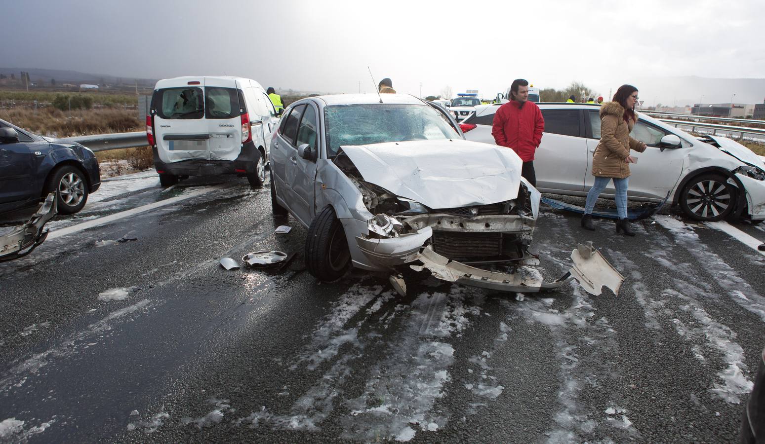 Una treintena de coches, afectados en un siniestro que dejó una veintena de heridos leves