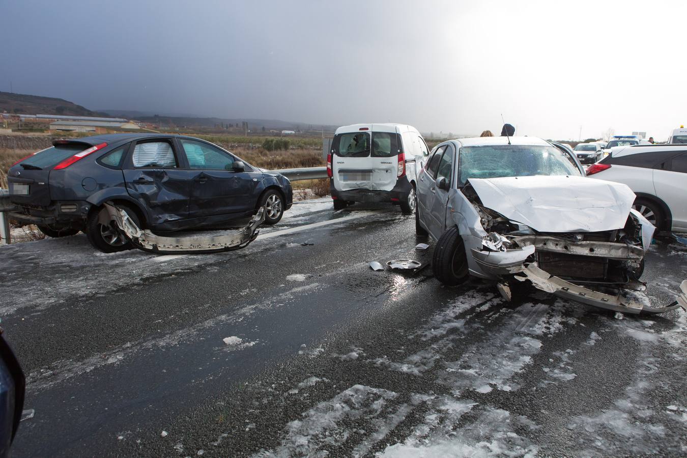 Una treintena de coches, afectados en un siniestro que dejó una veintena de heridos leves