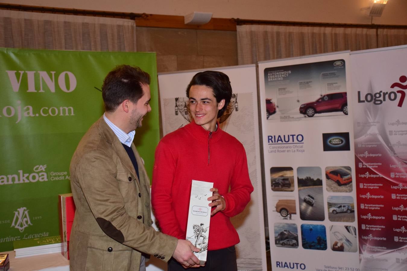 Entrega de premios del torneo Bodegas Ramón Bilbao, primero de la la VIII Liga de Golf y vino de lomejordelvinoderioja.com