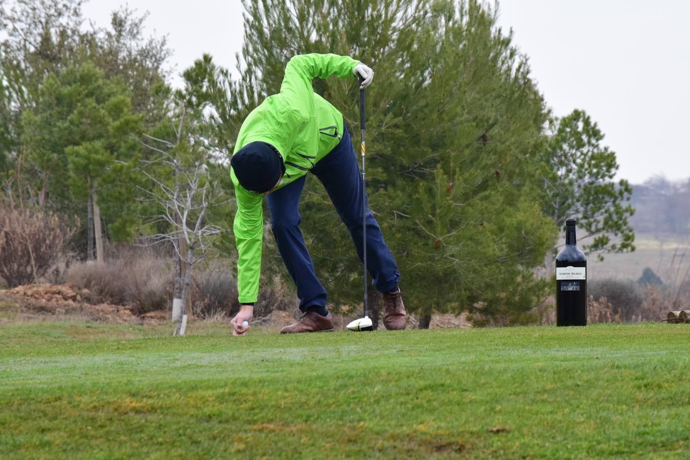 Los participantes en el primer torneo de la Liga de Golf y Vino disfrutaron de una estupenda jornada.