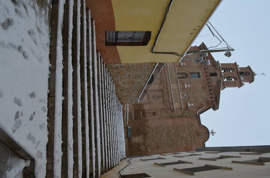 El temporal de nieve en La Rioja ha dejado unas preciosas imágenes de Calahorra este miércoles