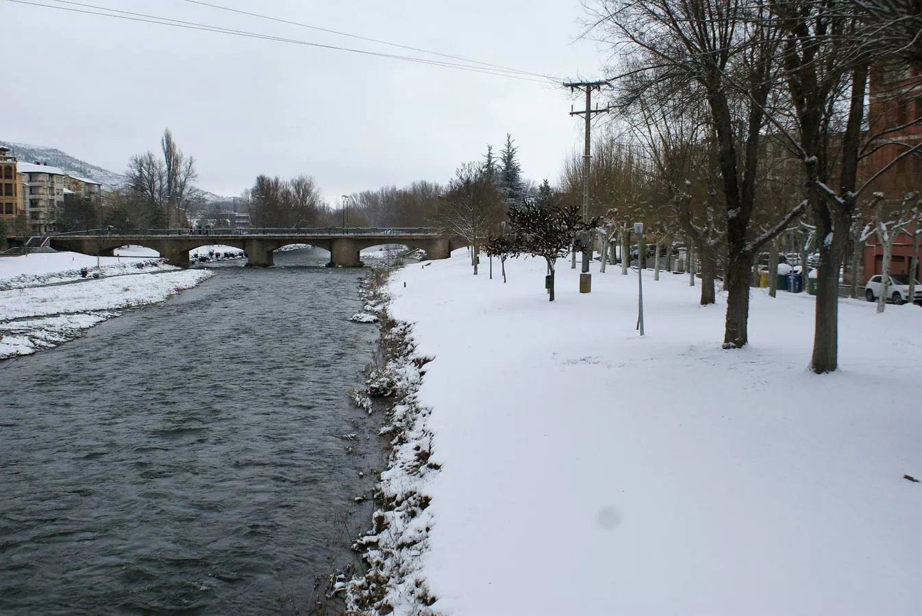 El temporal de nieve en La Rioja ha dejado preciosas estampas, como estas de Nájera