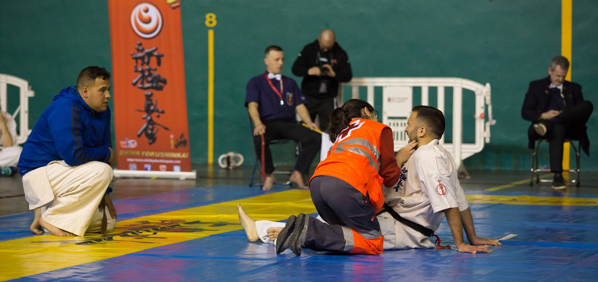 Más de 200 karatekas participaron ayer en el Campeonato de España de shinkyokushinkai.