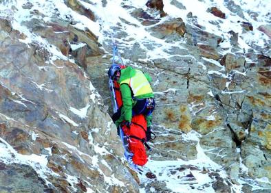 Imagen secundaria 1 - La patrulla de salvadores de la montaña en La Rioja