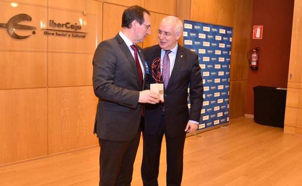 Reconocimiento del Gobierno de La Rioja al colegio Jesuitas de Logroño. 