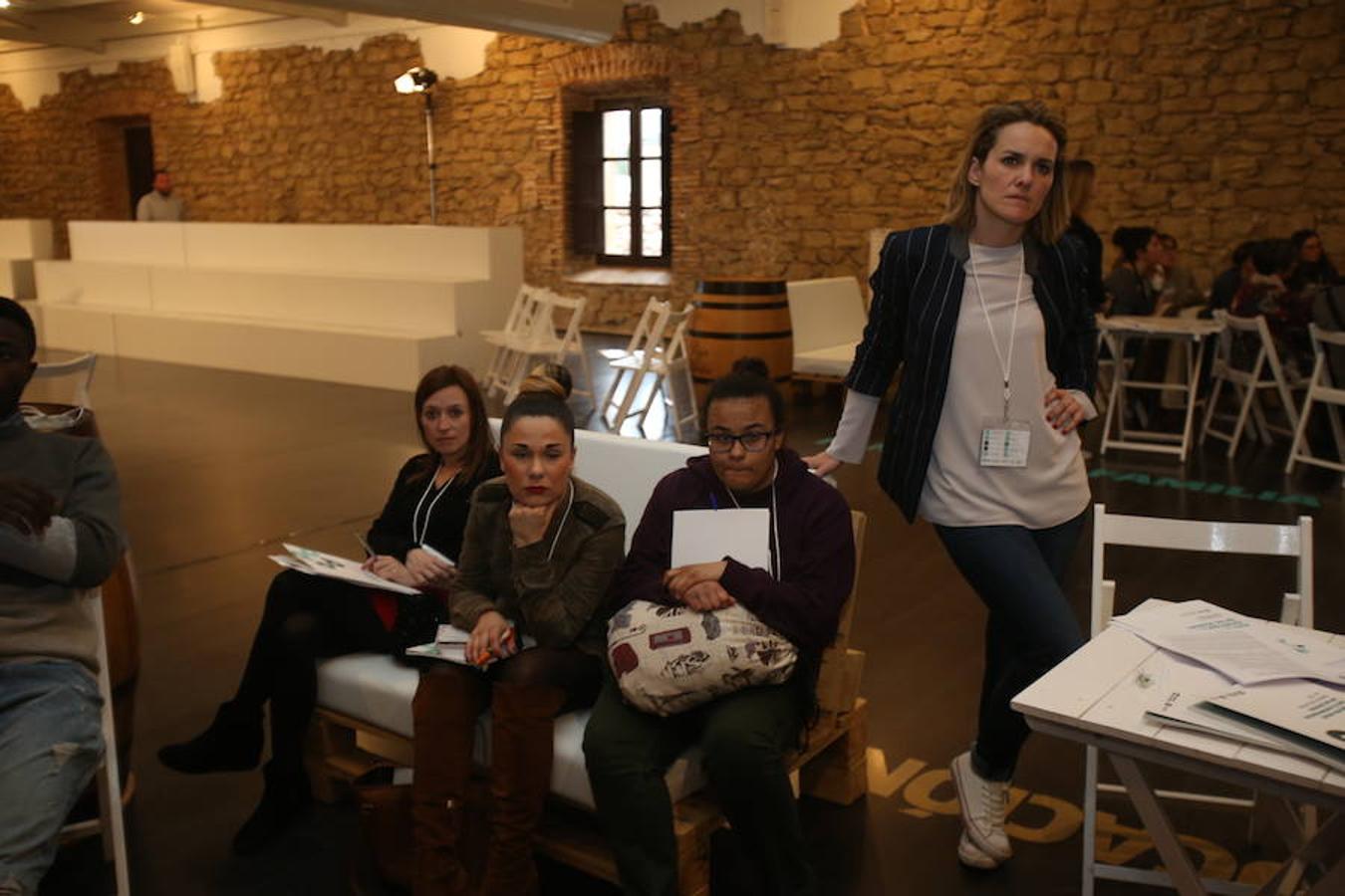El Foro por la Emancipación ha celebrado esta tarde varios talleres dirigidos a los jóvenes como el de familia, educación, emprendimiento/empleo y vivienda