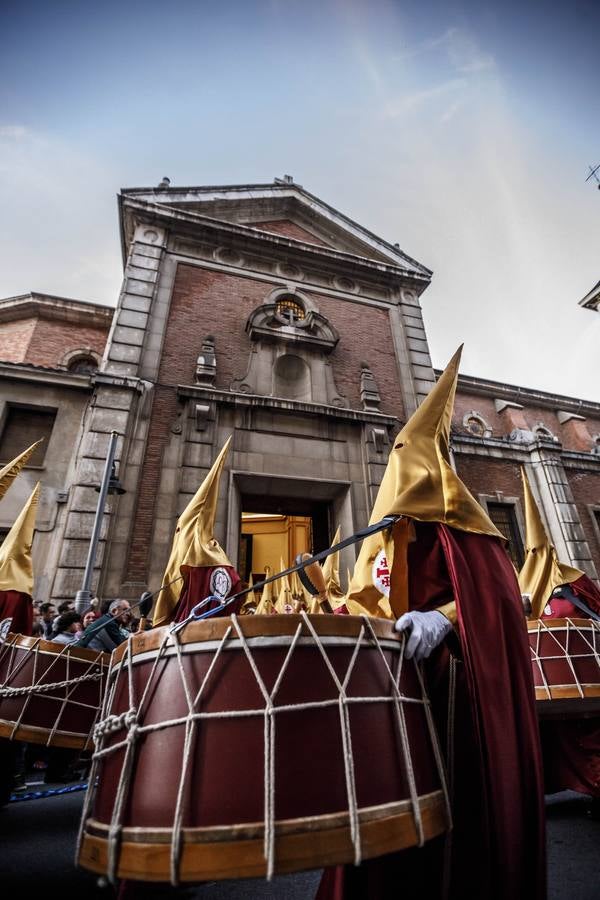 Fotos: Semana Santa en Logroño: Viacrucis procesional de la Cofradía de la Flagelación