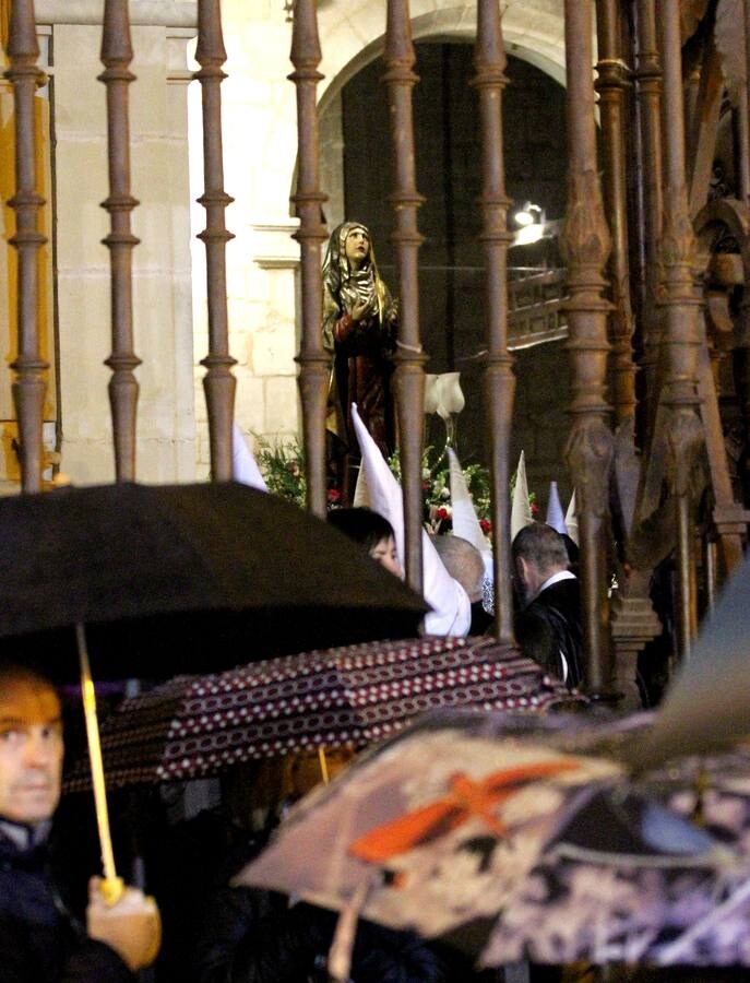 La Dolorosa y el Nazareno no salen, y se suspende una de las procesiones más esperadas del ciclo logroñés