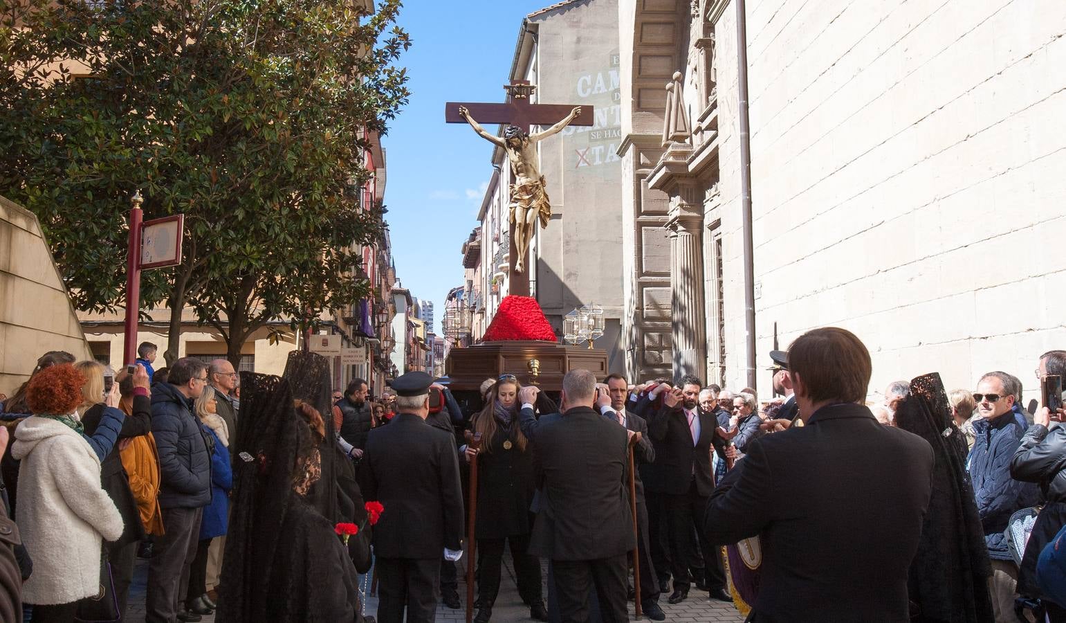 Fotos: Semana Santa de Logroño 2018: Traslado procesional del Santo Cristo de las Ánimas