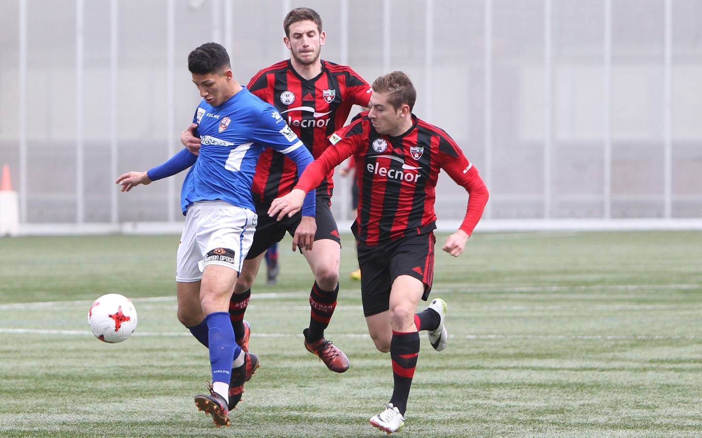 La UDL logró un insuficiente empate sin goles ante el Arenas