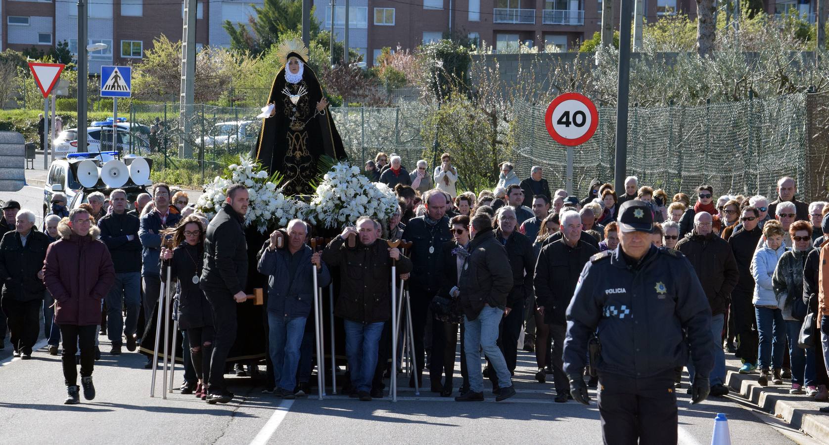 Fotos: Semana Santa de Logroño 2018: Viacrucis a la Ermita del Cristo