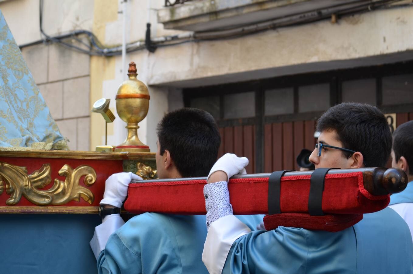 Fotos: Procesión del Cristo Resucitado y la Virgen Gloriosa de Calahorra (II)