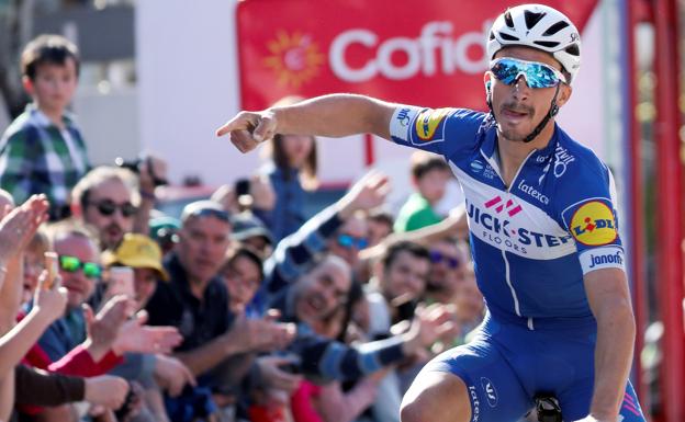 Primer triunfo y liderato en la Vuelta a País Vasco para Alaphilippe