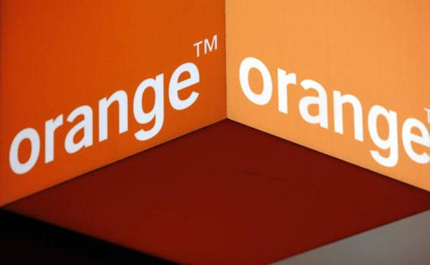 Lardero escucha la oferta de Orange para la instalación de la fibra óptica