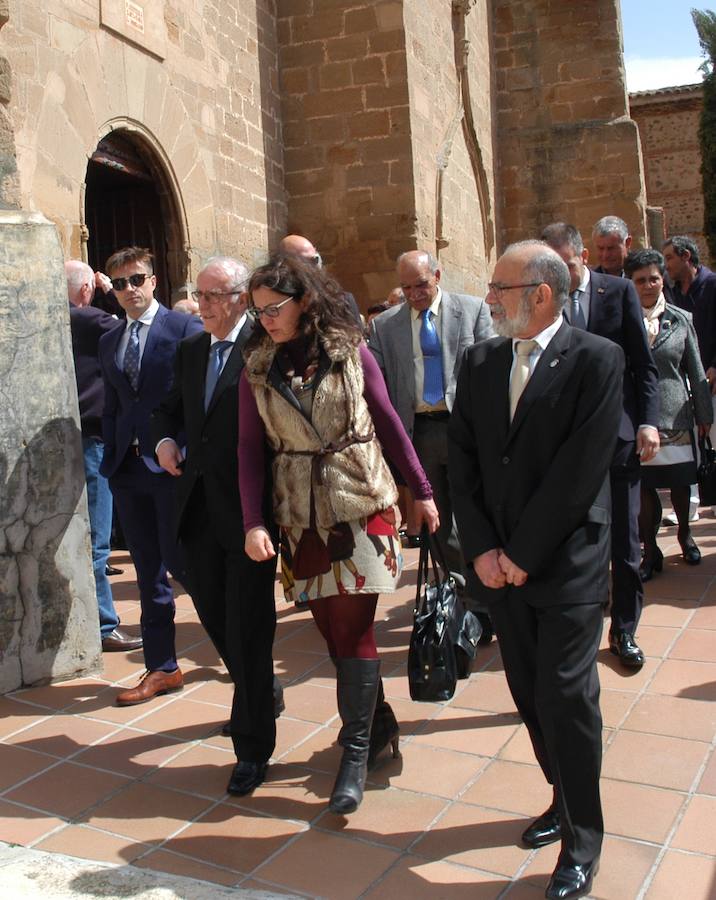 Imágenes de la procesión de la Virgen de la Anunciación con motivo del día grande de las fiestas patronales de El Villar de Arnedo.