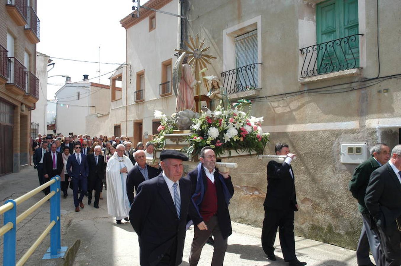 Imágenes de la procesión de la Virgen de la Anunciación con motivo del día grande de las fiestas patronales de El Villar de Arnedo.