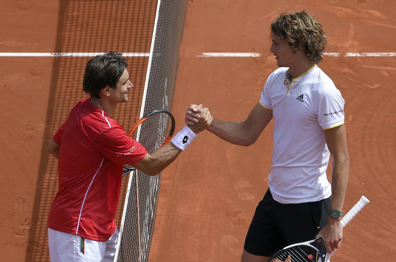 David Ferrer y Alexander Zverev, los protagonistas del primer partido de la eliminatoria de la Copa Davis entre España y Alemania. 