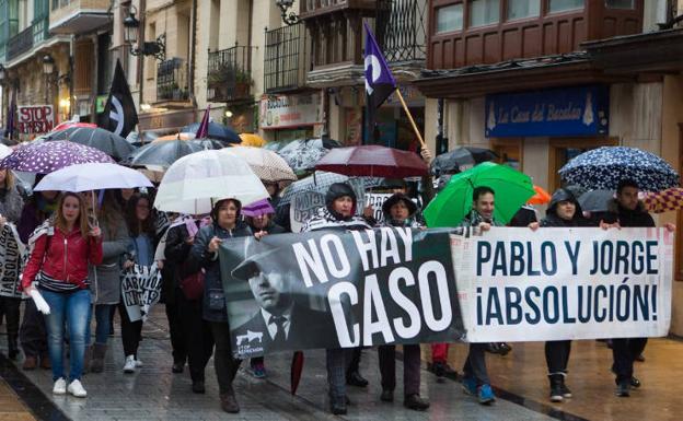 Manifestación del sábado por las calles de Logroño en solidaridad con Jorge y Pablo. 
