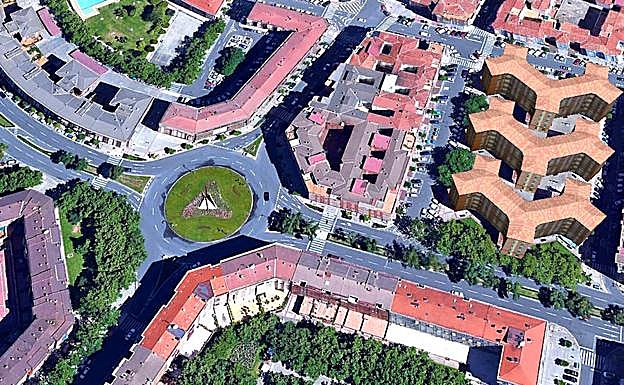 Rotonda del reloj de arena de Logroño donde ha sucedido el accidente. 