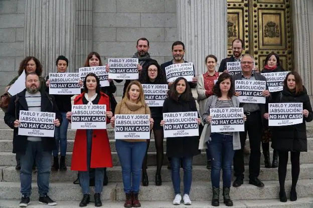 PODEMOS APOYA  A LOS DOS JÓVENES JUZGADOS POR EL 14N