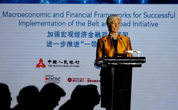 Christine Lagarde, directora gerente del FMI, da una conferencia. 