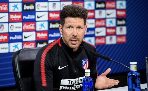 Diego Pablo Simeone, técnico del Atlético, en conferencia de prensa. 