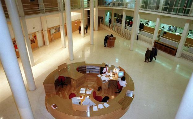 Patio de operaciones del Ayuntamiento de Logroño.