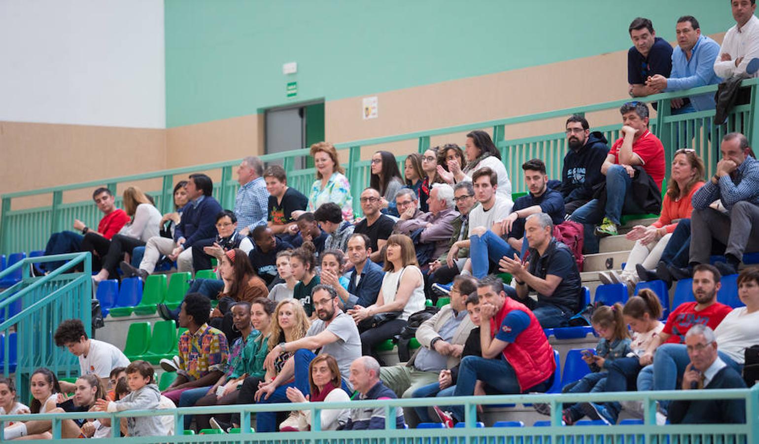 El triunfo por 64-59 de Campus Promete A sobre el Rioverde le mete en la final a cuatro donde se enfrentará al San Ingancio, quien a su vez, se ha impuesto al Maristas por 65-63 en la categoría autonómica femenina.