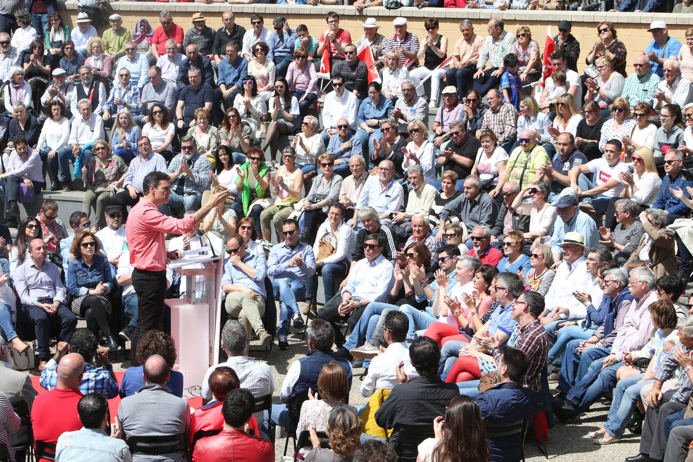 el secretario general del PSOE ha pronunciado un discurso en la plaza Joaquín Elizalde.