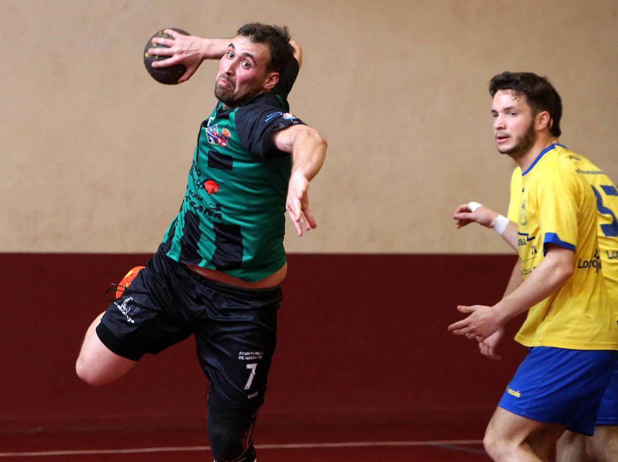 El Calasancio se impuso al Navarrete por 30-29 y se hizo con título de Liga de Segunda división de balonmano. El partido tuvo un desenlace de inafarto puesto que el equipo subcampeón gozaba de un 29-26 a falta de tres minutos para el final.