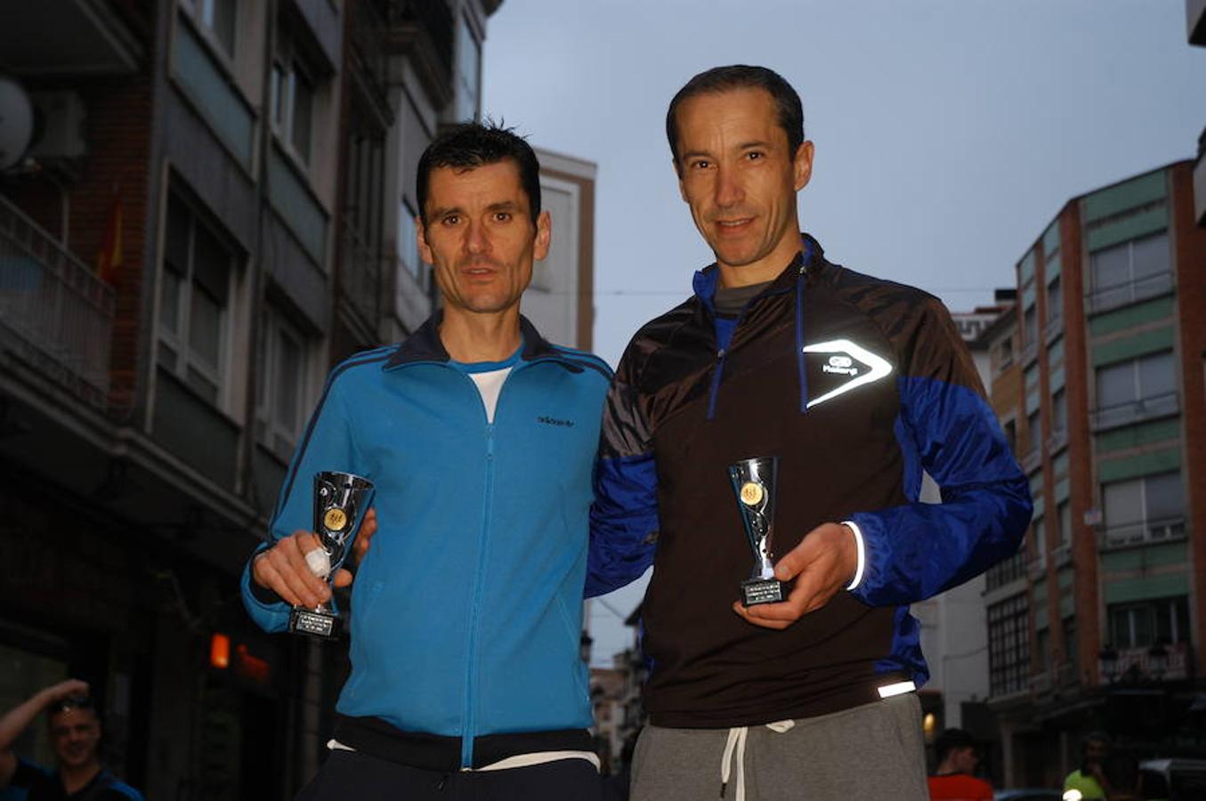 Los atletas Benmeziane y De Blas entraron de la mano en la carrera masculina mientras que Paula Sanz fue la mejor en categoría femenina en una prueba que hizo las veces de Campeonato de La Rioja de los 10 kilómetros.