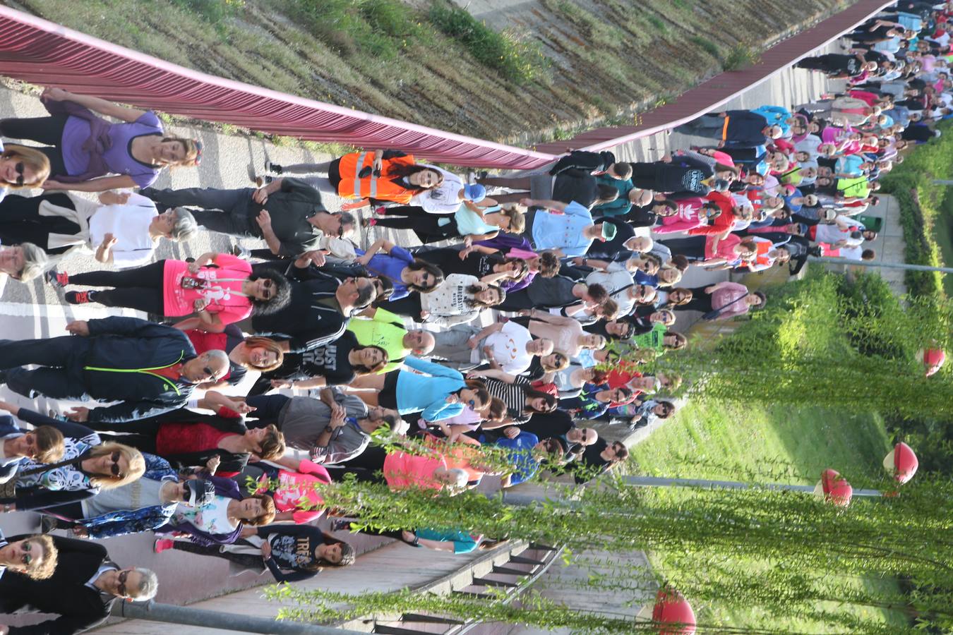 1.400 personas han participado en el tercer Paseo Saludable con destino el Monte Cantabria.