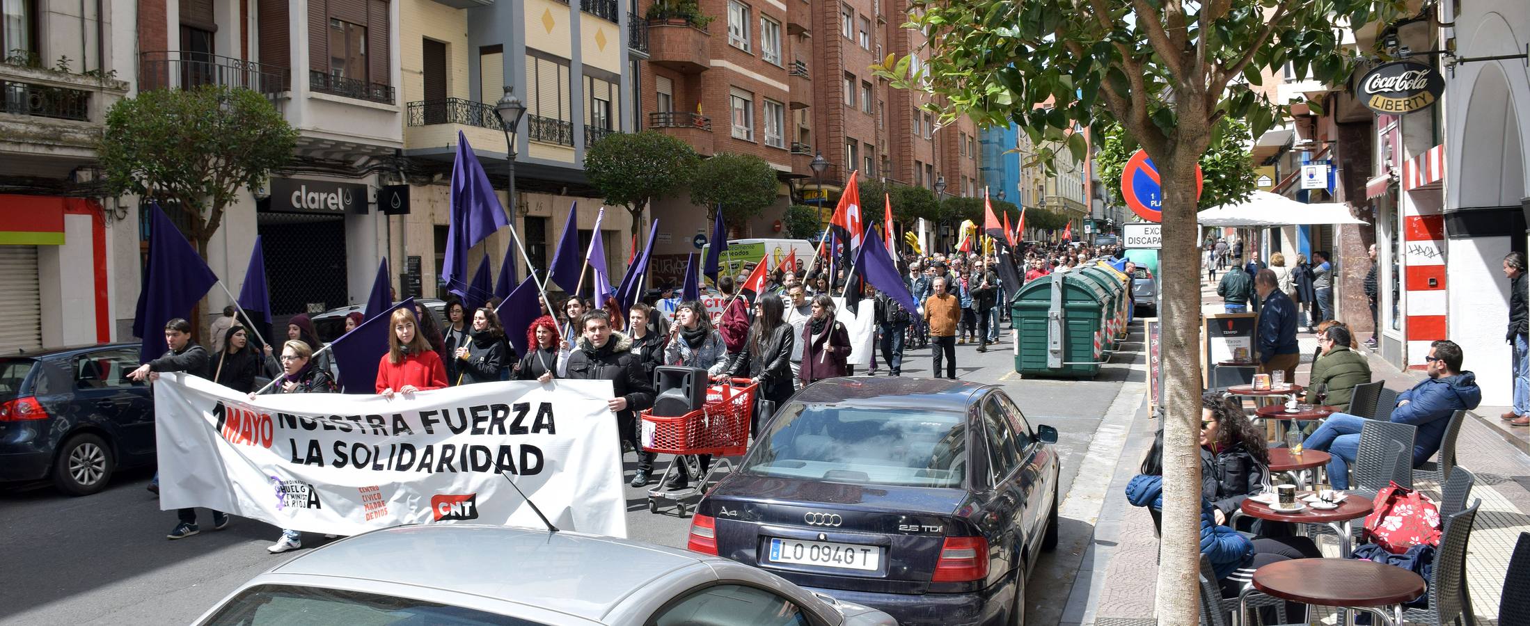 Fotos: Manifestación por el Primero de Mayo de la CNT