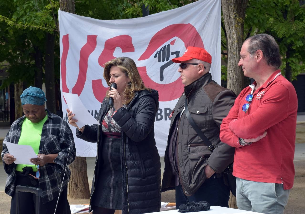 USO La Rioja ha celebrado el Primero de Mayo con el lema «Los salarios, la deuda pendiente. Empleo de calidad y blindaje de las pensiones» y ha realizado una concentración en la plaza Primero de Mayo de Logroño.