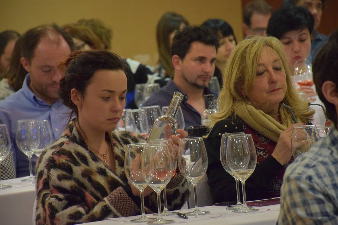 Félix Martínez, de Bodegas Martínez Corta, presentó sus vinos en el Club de Catas de lomejordelvinoderioja.com.