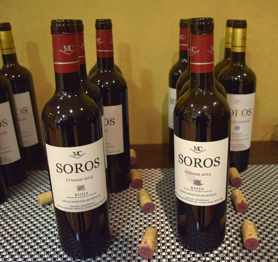 Félix Martínez, de Bodegas Martínez Corta, presentó sus vinos en el Club de Catas de lomejordelvinoderioja.com.