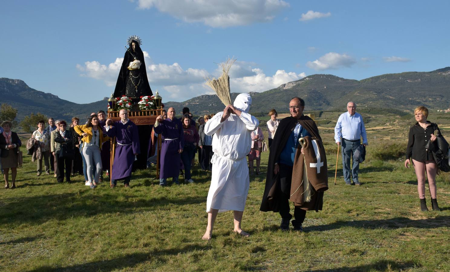 Fotos: La devoción cotidiana de San Vicente