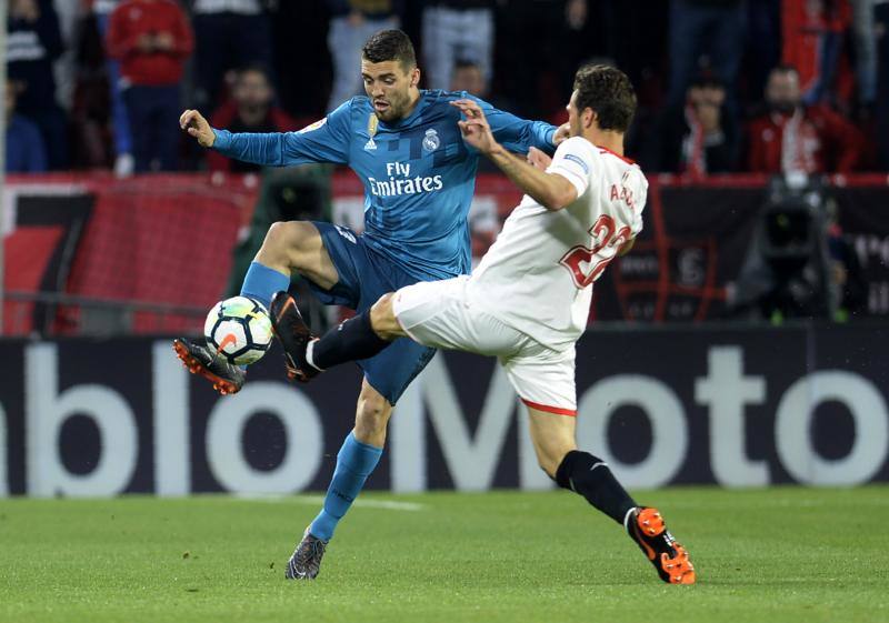 El Sevilla y el Real Madrid se enfrentaron en el Sánchez Pizjuán en el partido correspondiente a la 34ª jornada de Liga, aplazado por la disputa de la final de Copa.