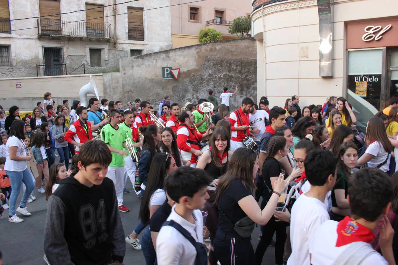 Los alfareños celebran este fin de semana sus Fiestas de Primavera.