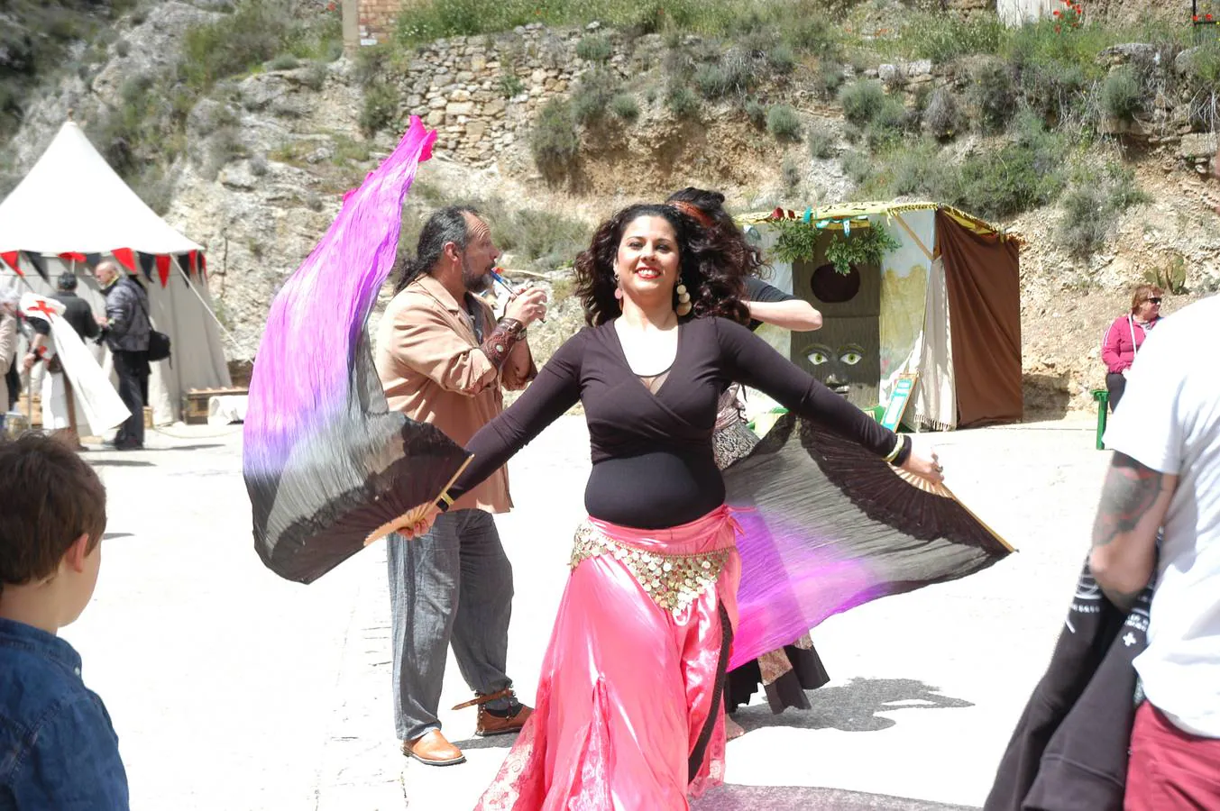 Fotos: Día de la bandera de Cervera del Río Alhama y segunda jornada de la Fiesta de las res culturas