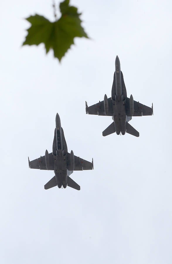 Otra pasada por encima de Logroño. Más bien unas cuantas con aviones de todos los tipos que siguen tomándole la medida a la ciudad. Normal que pasen tantas veces, porque a esa velocidad la capital riojana se desvanece en un pestañeo.