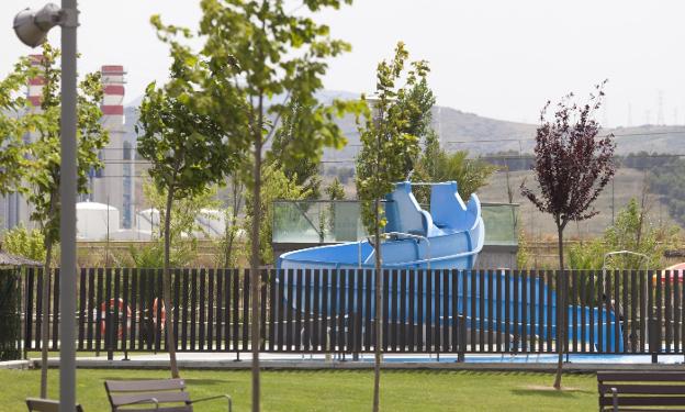 Piscinas de Arrúbal, donde, presuntamente, tuvieron lugar los hechos denunciados. :: s.t.