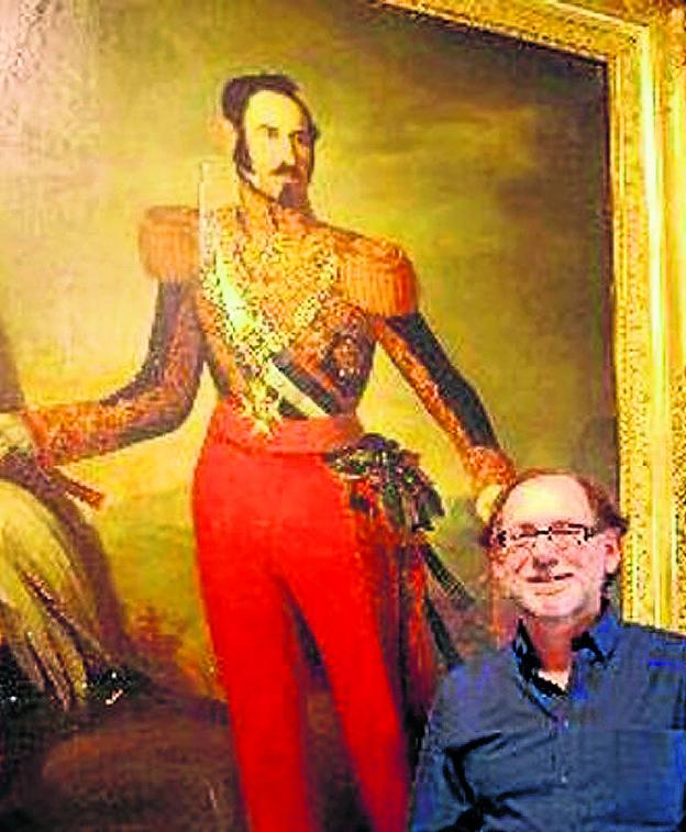Adrian Shubert ante un retrato de Espartero, de Esquivel. :: A.S.